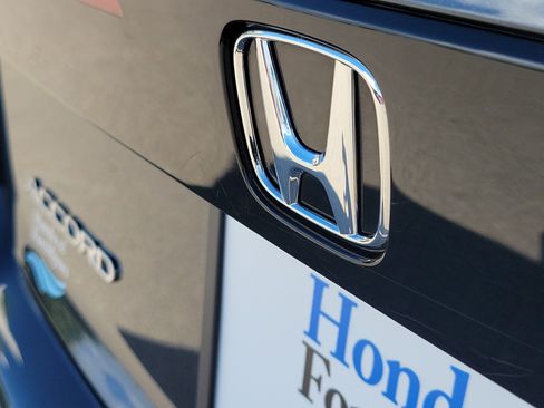 Used 2024 Honda Accord EX-L image 8