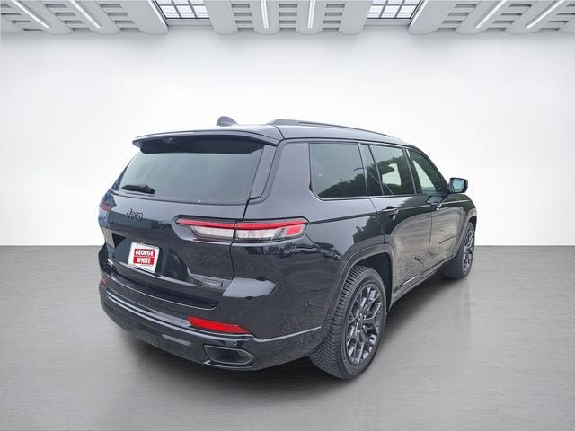 Used 2023 Jeep Grand Cherokee L Summit AWD/4WD image 37