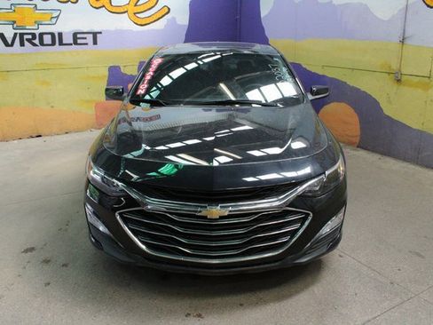 Used 2019 Chevrolet Malibu LT image 3