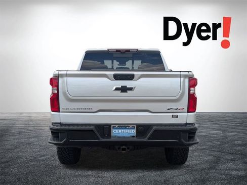 Used 2022 Chevrolet Silverado 1500 ZR2 w/ Technology Package image 5