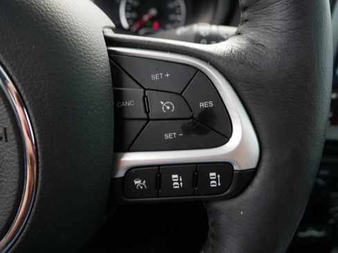 Used 2023 Jeep Renegade Limited w/ Sun/Sound Group image 27