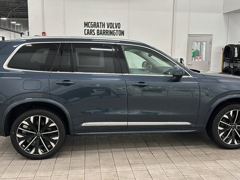 New 2026 Volvo XC90 T8 Ultra w/ Protection Package Premier image 4