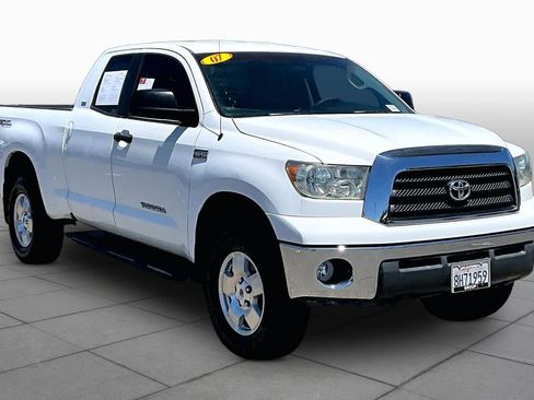 Used 2007 Toyota Tundra SR5 AWD/4WD image 2