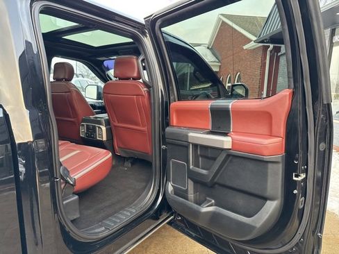 Used 2018 Ford F150 Platinum w/ FX4 Off-Road Package image 50