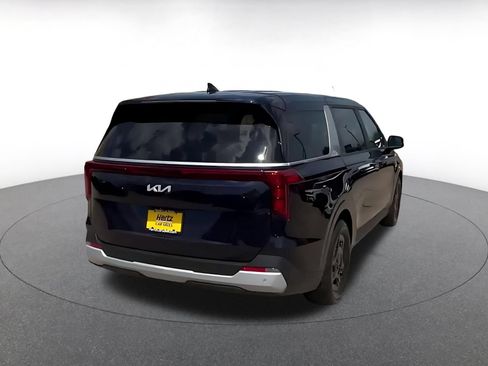 Used 2026 Kia Carnival FWD image 15