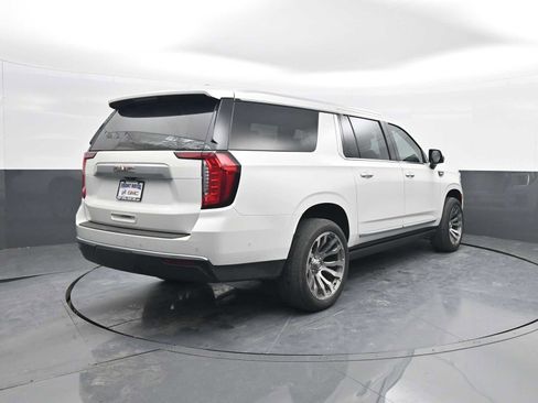 Used 2023 GMC Yukon XL Denali w/ Denali Reserve Package image 7