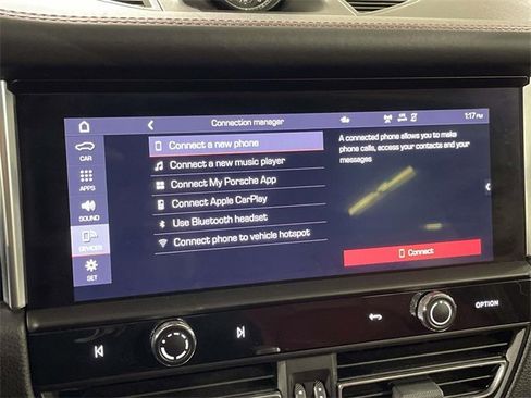 Used 2022 Porsche Macan image 29