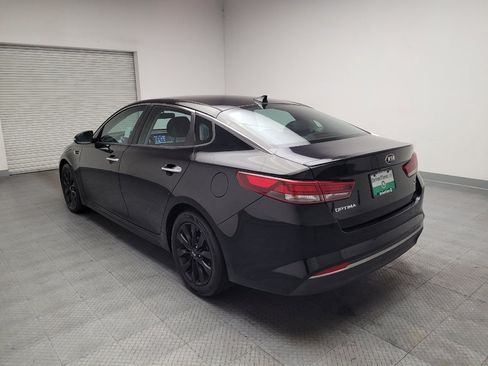Used 2018 Kia Optima S FWD image 5