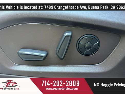 Used 2021 Ford Explorer King Ranch w/ Premium Technology Package image 49