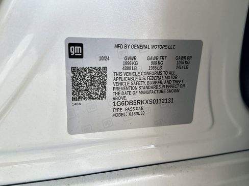 New 2025 Cadillac CT4 Premium Luxury image 34