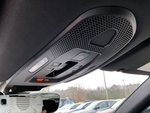 Used 2024 Porsche Cayenne image 67