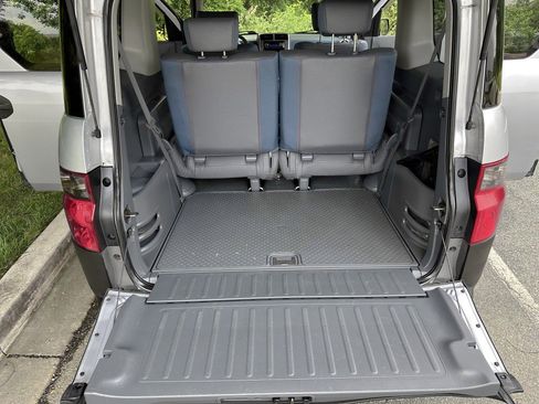 Used 2003 Honda Element DX image 23
