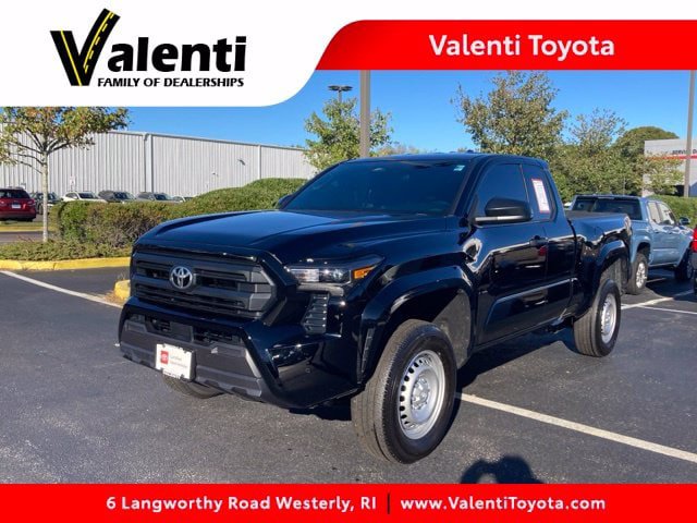 Certified 2026 Toyota Tacoma SR w/ SR Upgrade Package AWD/4WD image 1