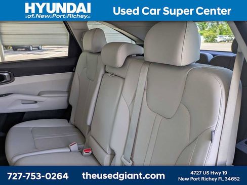 Used 2025 Kia Sorento S w/ Panoramic Sunroof Package FWD image 16