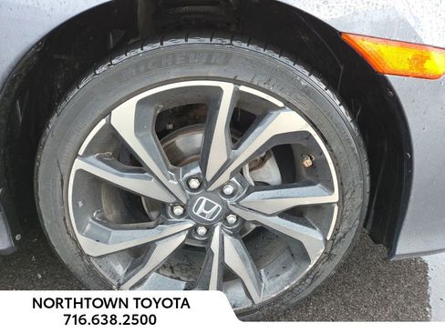 Used 2020 Honda Civic Sport image 2