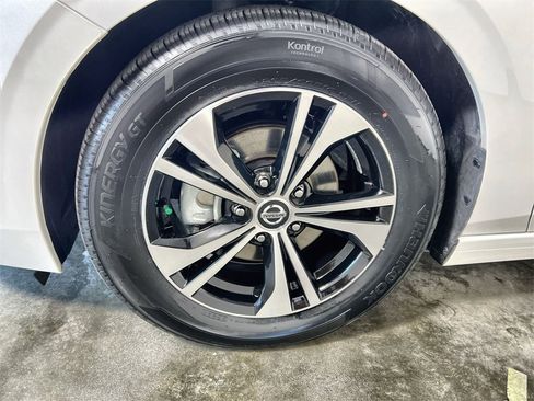 Certified 2023 Nissan Sentra SV w/ All-Weather Package image 18