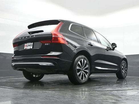 Used 2023 Volvo XC60 B5 Plus image 36