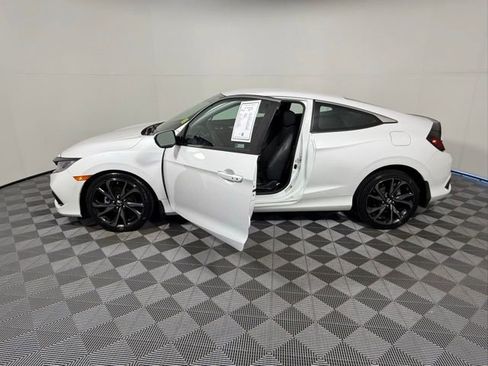 Used 2019 Honda Civic Sport image 4