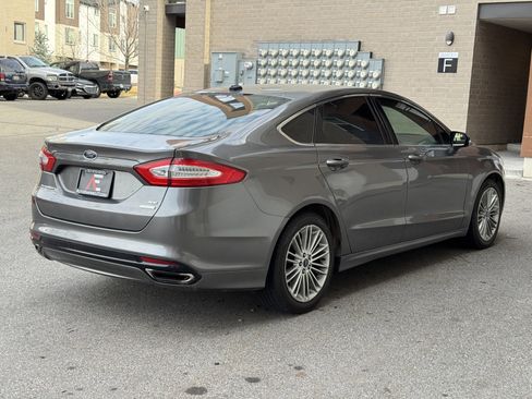 Used 2014 Ford Fusion SE w/ Equipment Group 202A image 7