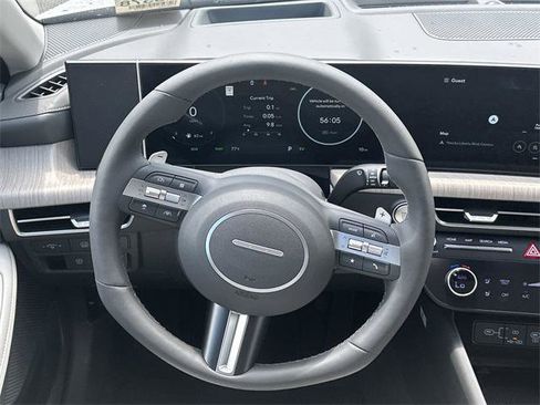 New 2025 Hyundai Sonata Limited image 23