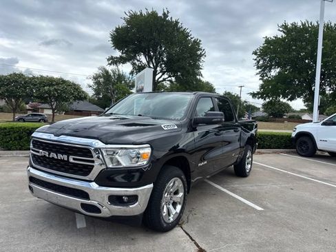 Used 2023 RAM 1500 Big Horn AWD/4WD image 3