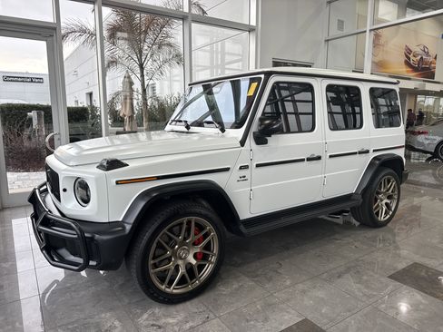 Used 2025 Mercedes-Benz G 63 AMG 4MATIC image 4