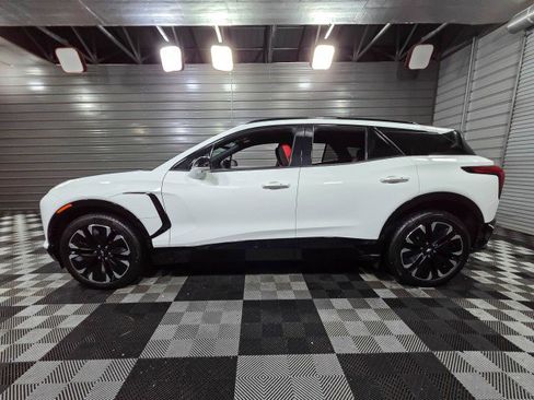 Used 2024 Chevrolet Blazer EV RS image 7