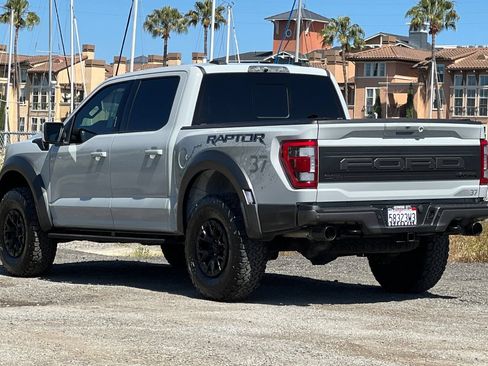 Used 2023 Ford F150 Raptor w/ Raptor 37 Performance Package AWD/4WD image 6