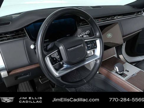 Used 2024 Land Rover Range Rover SE AWD/4WD image 4