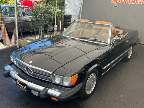 Used 1988 Mercedes-Benz 560 SL image 9