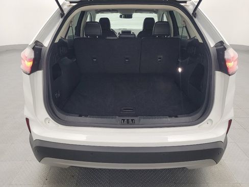 Used 2024 Ford Edge SEL image 29