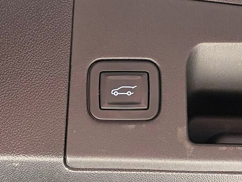 Used 2019 Cadillac XT5 Luxury image 13