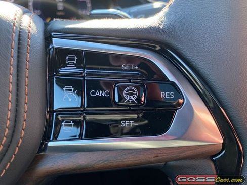 New 2025 Jeep Grand Cherokee Summit w/ Obsidian Package image 20