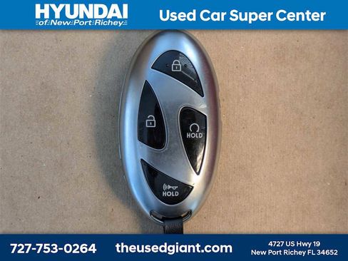 Certified 2024 Hyundai Elantra Blue image 34