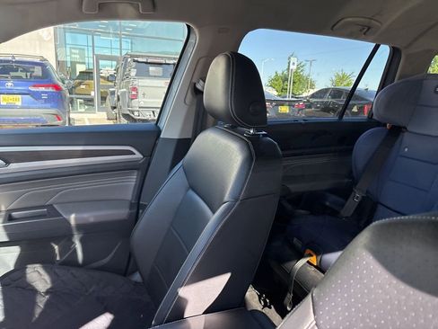 Used 2021 Volkswagen Atlas SE AWD/4WD image 24