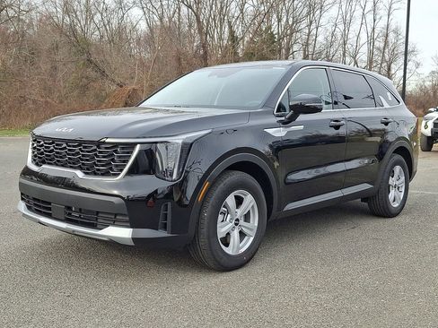 New 2026 Kia Sorento LX FWD image 2
