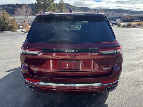 Certified 2022 Jeep Grand Cherokee Overland w/ Adv Protech Group III image 6