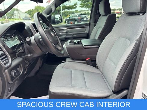 Used 2023 RAM 1500 Big Horn AWD/4WD image 3