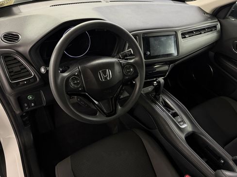 Certified 2019 Honda HR-V EX image 4