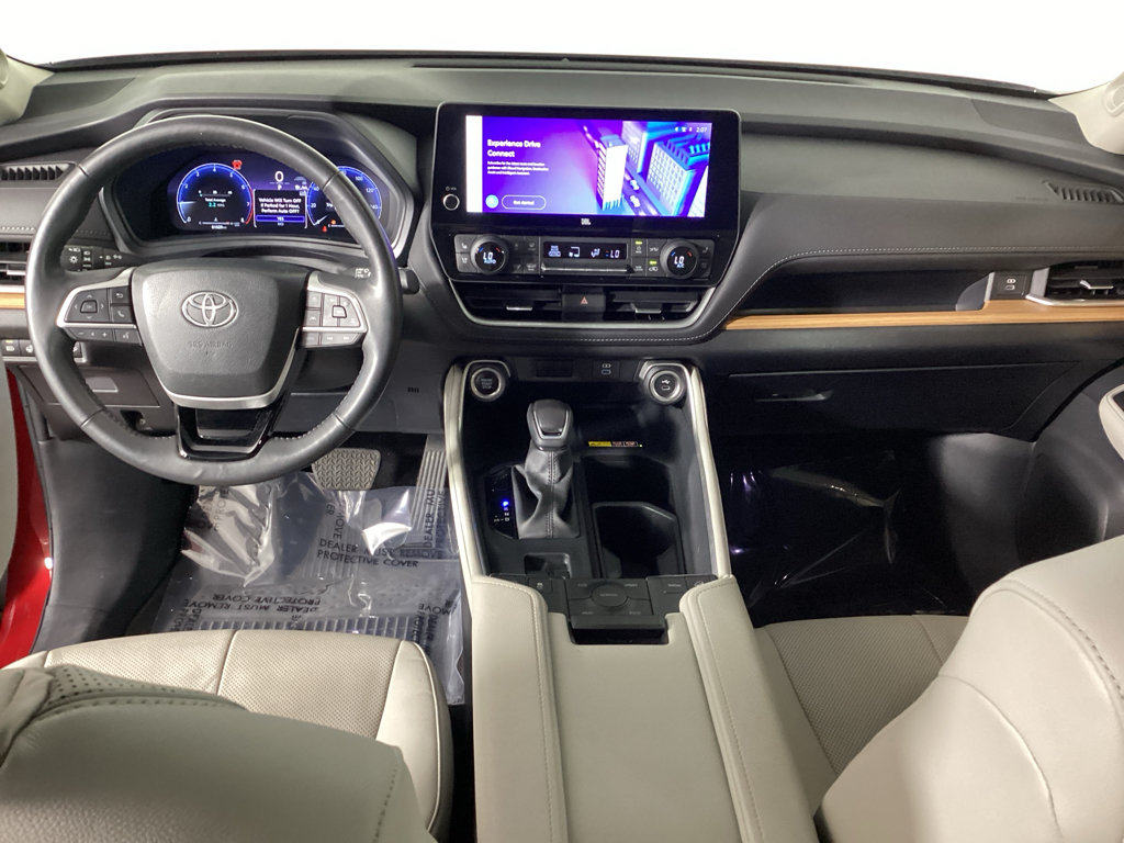 Used 2024 Toyota Grand Highlander AWD image 20