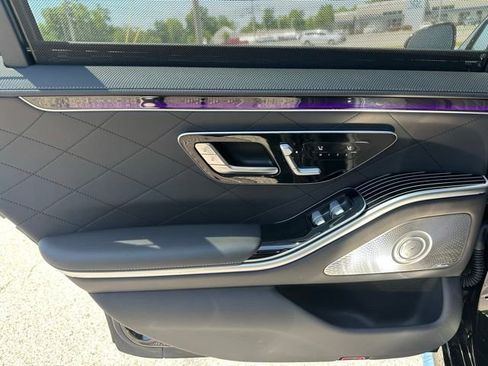 Used 2025 Mercedes-Benz S 580 4MATIC Sedan image 22