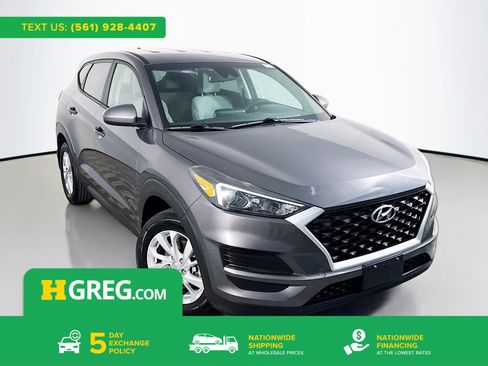 Used 2020 Hyundai Tucson SE image 1
