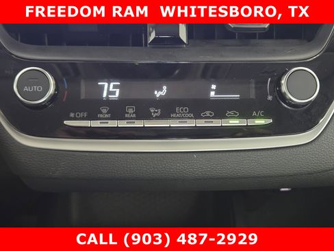 Used 2025 Toyota Corolla LE image 13