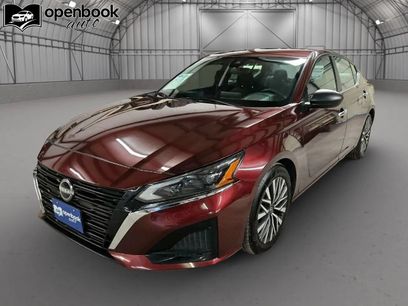Used 2024 Nissan Altima 2.5 SV