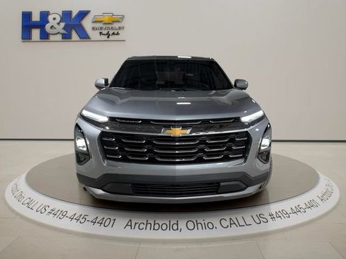 New 2026 Chevrolet Equinox LT w/ Convenience Package II FWD image 3