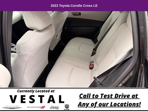 Used 2023 Toyota Corolla Cross LE image 14