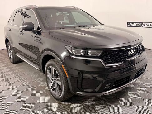 Used 2023 Kia Sorento SX Prestige w/ Panoramic Sunroof Package AWD/4WD image 8