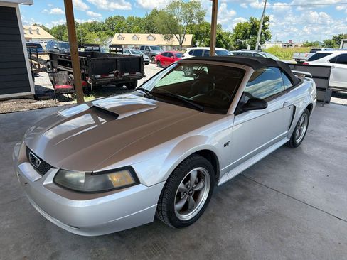 Used 2003 Ford Mustang GT RWD image 11