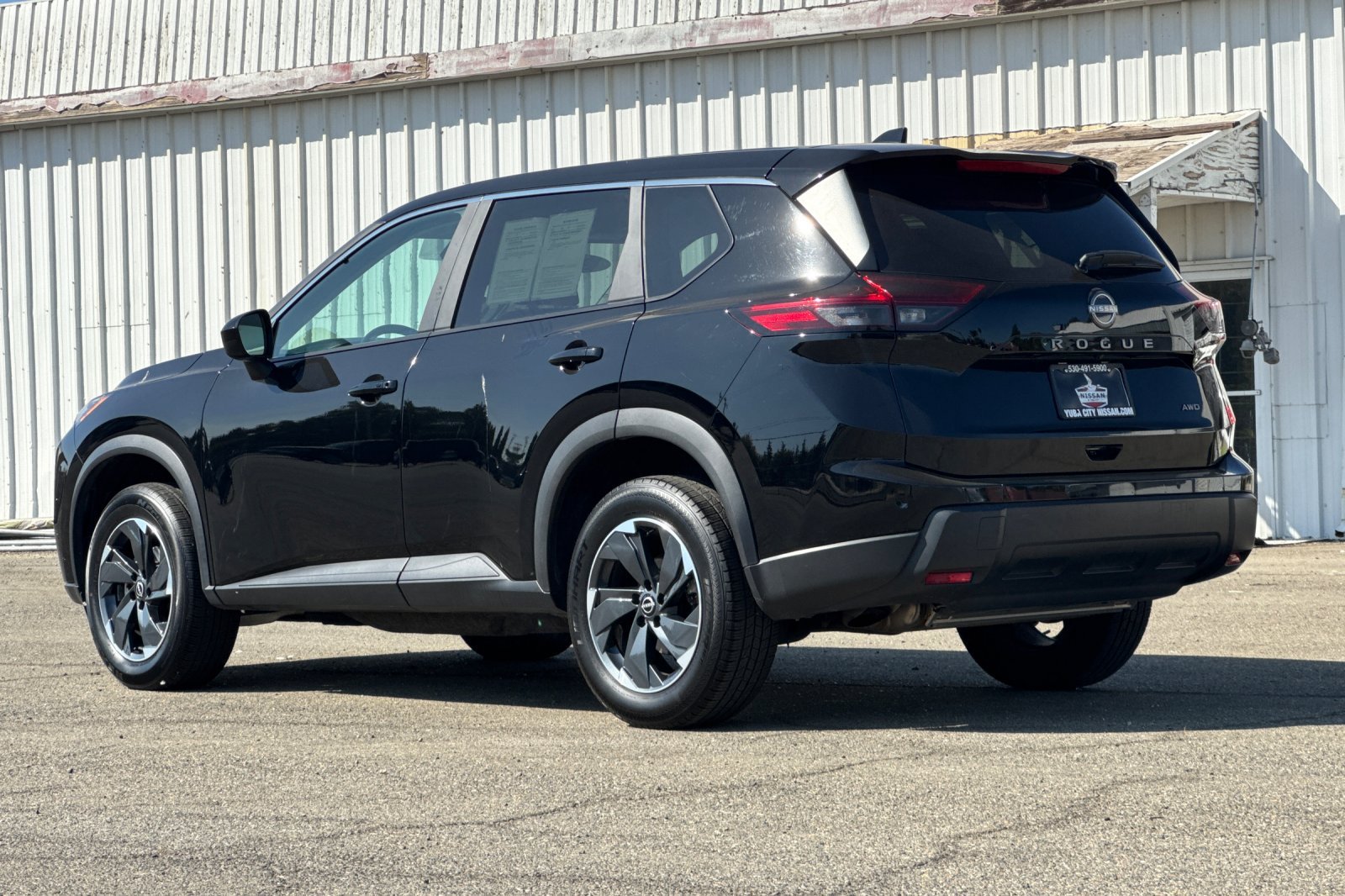 Certified 2025 Nissan Rogue SV AWD/4WD image 8