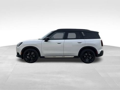 New 2025 MINI Cooper Countryman SE w/ Comfort Package Max image 2